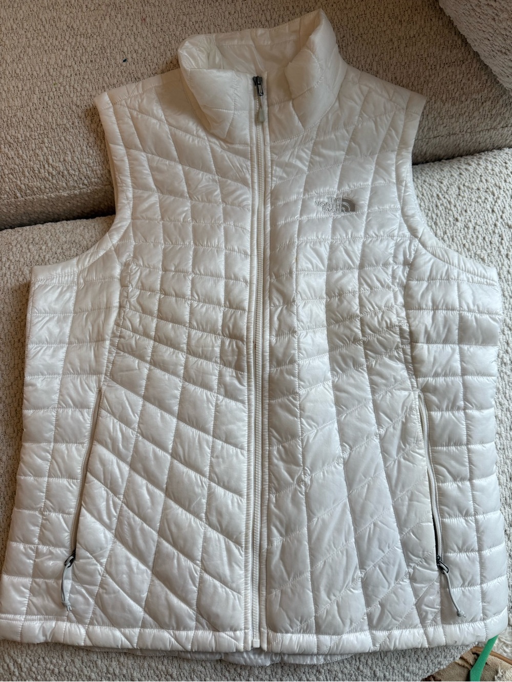 The North Face Women’s White Quilted Insulated Vest